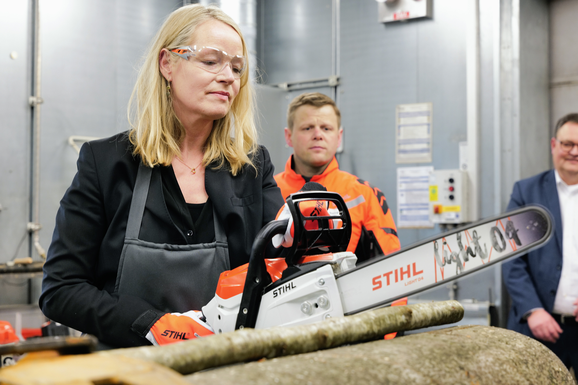 Besuch Umweltministerin Thekla Walker bei STIHL